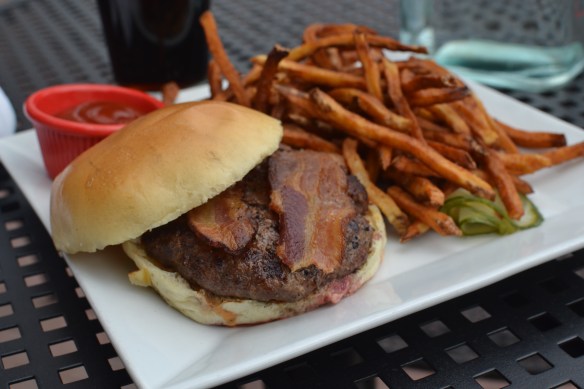 CTB Mama's Burger 2014