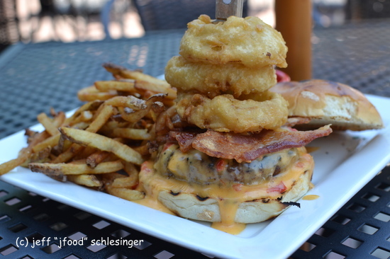 15 Mamas Boy Burger 1